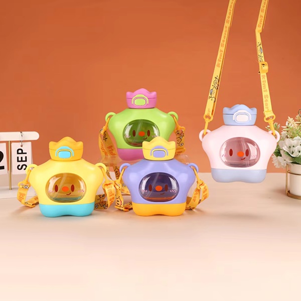 KIMI STAR STRAW STAR CUTE WATER BOTTLE
